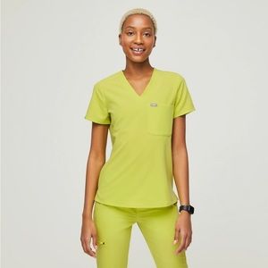 Figs Catarina Scrub top size large color citrine